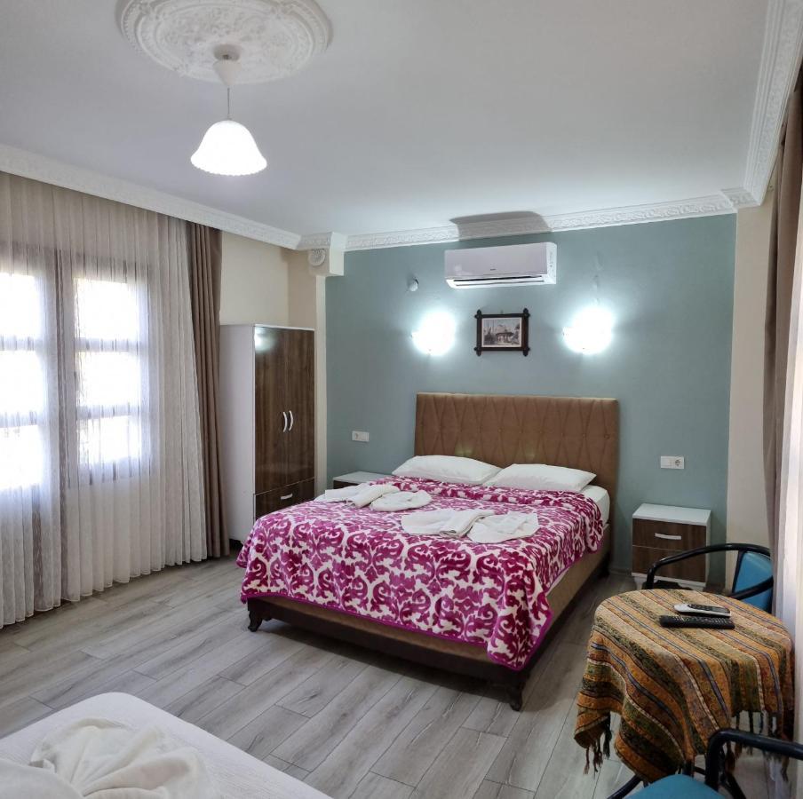 Kusadasi Sezgins Boutique Rooms Exterior photo