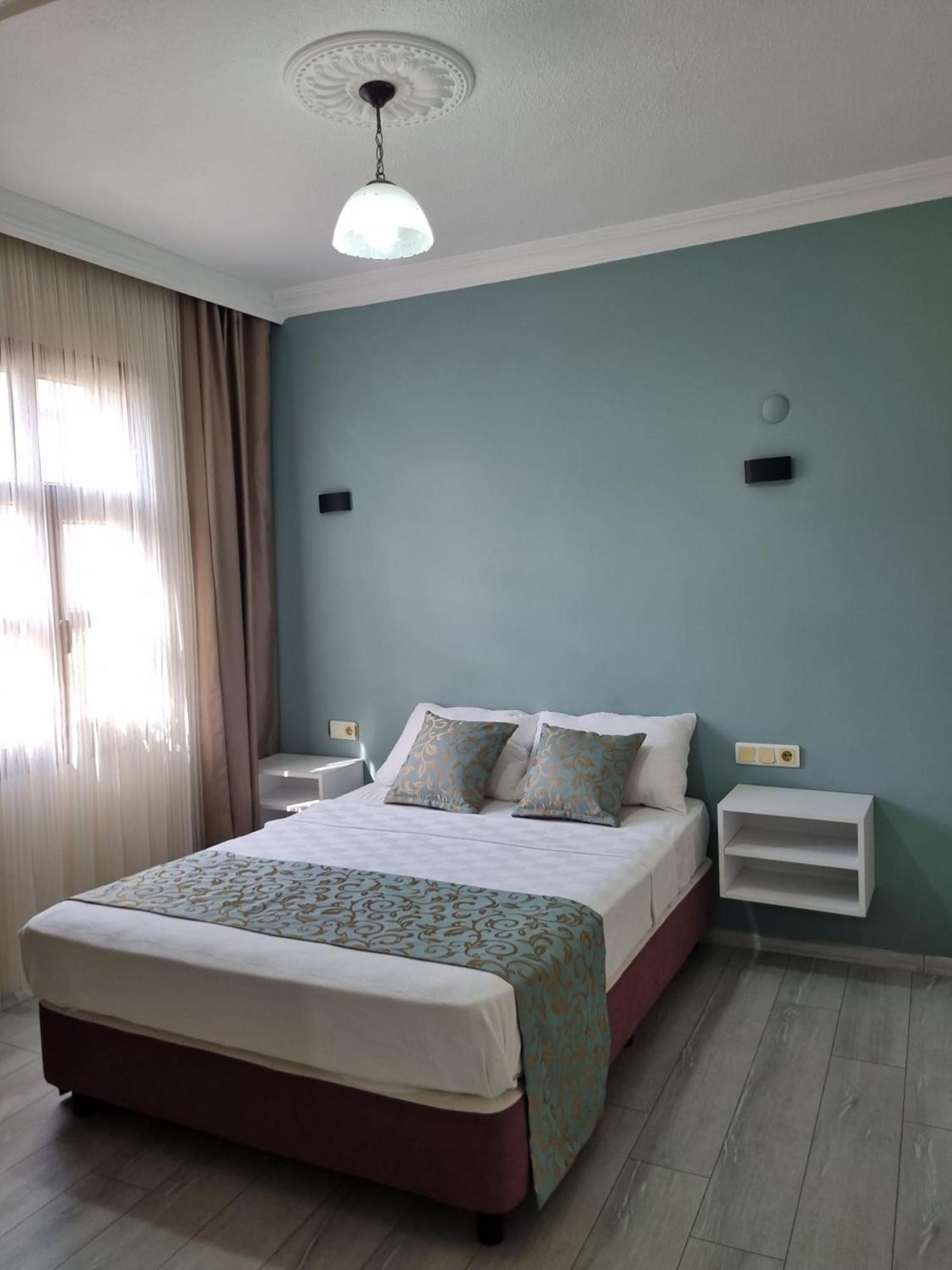 Kusadasi Sezgins Boutique Rooms Exterior photo