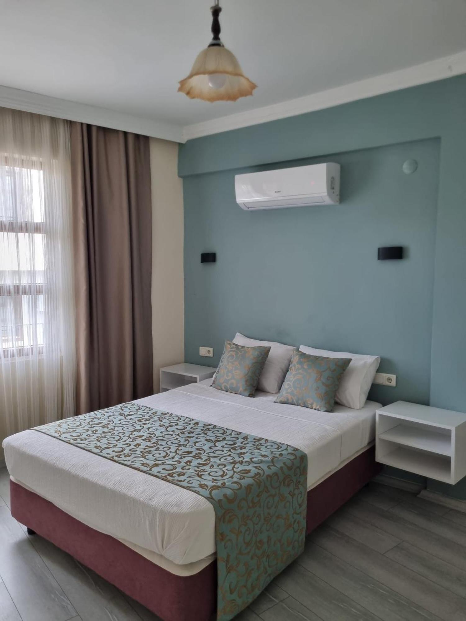 Kusadasi Sezgins Boutique Rooms Exterior photo